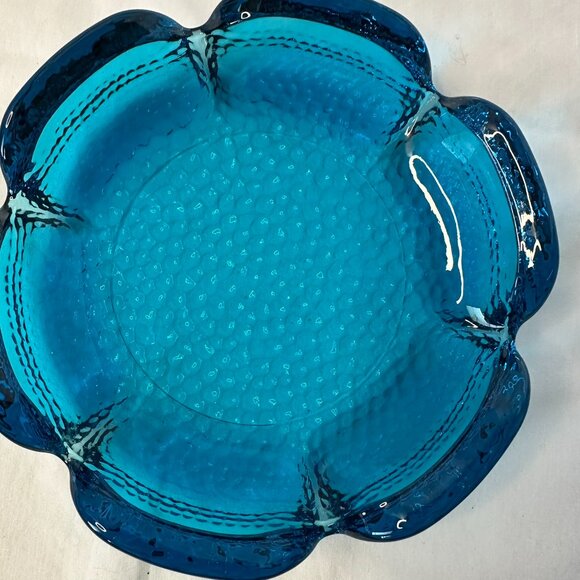 Vintage Blenko Blue Lotus Blossom Flower Shape with six petals Pebbled Art Glass - Picture 7 of 9